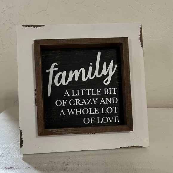 Rustic Family Home Decor Sign. - Picture 2 of 2